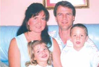 Robert und Ruth Schemmel mit Kindern